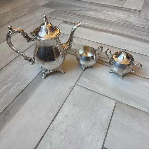 Silver plated tea set 4 pieces Vintage Oneida - Picture 15 of 16